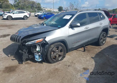 2017 Jeep Cherokee 75Th Anniversary Edition Fwd z USA, uszkodzony, nr VIN 1C4PJLCS9HW527456